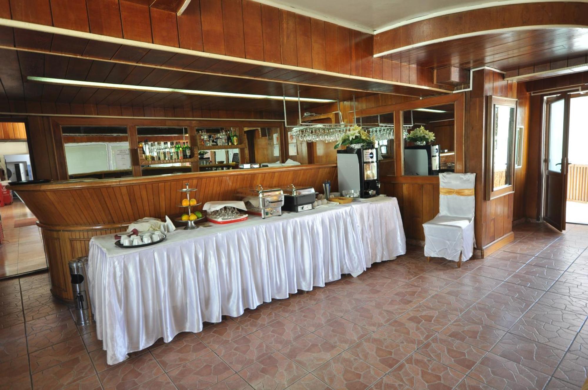 Hotel Dobrogea Κονστάντζα Εστιατόριο φωτογραφία